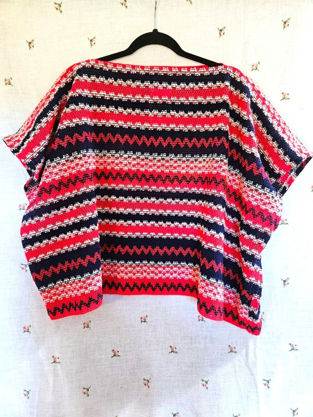 One Size Pullover Poncho Top Vintage Knit Fabric